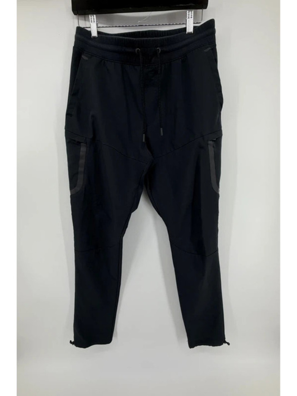Under Armour HeatGear Men’s L Black Fitted Cargo Jogger Pants Drawstring